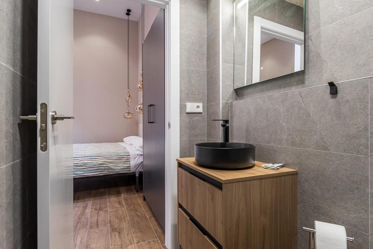 Premium By The Turia River 4